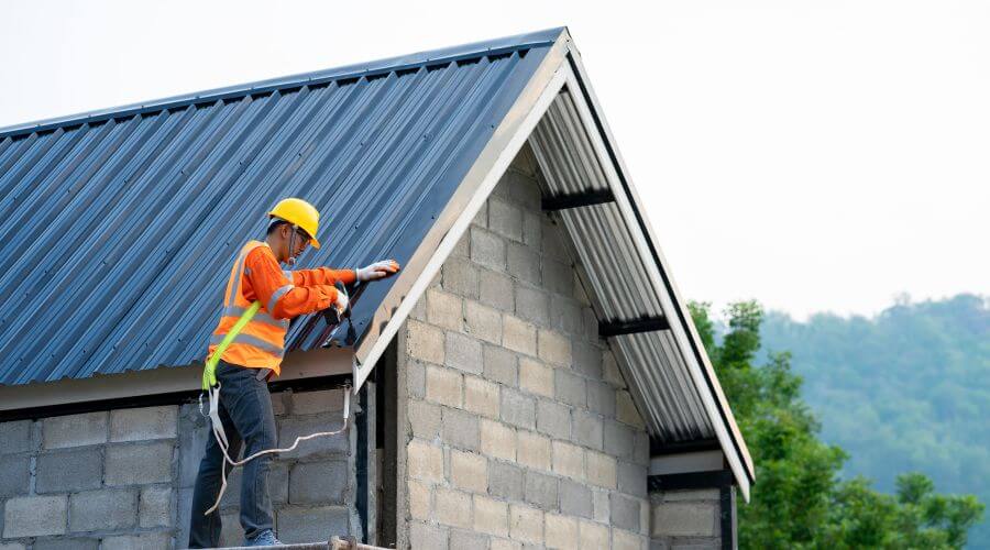Professional Flat Roofing Installation in Pearisburg, VA